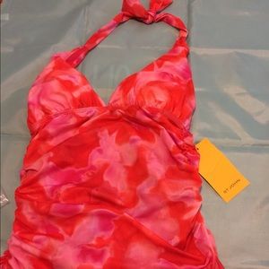 St.John Swimsuit size 8